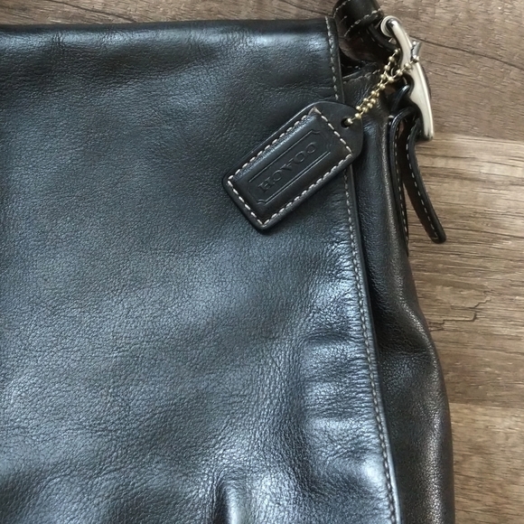 Coach Hampton black purse - Picture 5 of 8